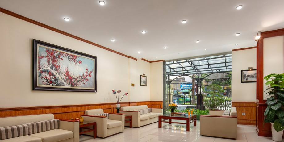 705laclongquan (7).jpg